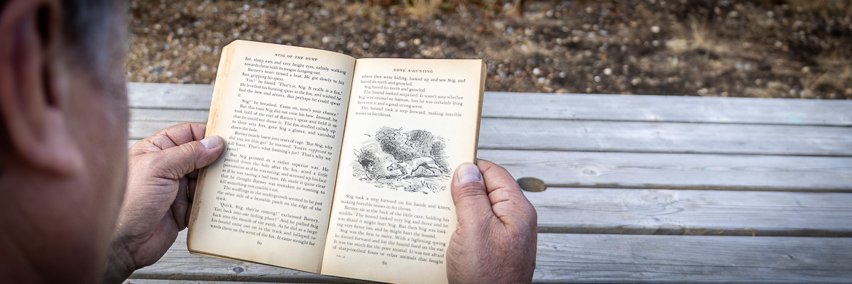 Reading 'Stig of the Dump'